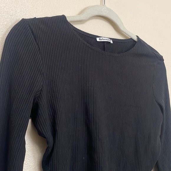 Reformation Casey Top in Black - Picture 4 of 6